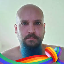 Someone explaining to me why I'm wrong that the law of gravity and the  theory of gravity are different. I have more pics, but this one really  captured the conversation 20min in