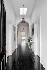 1001 Idees De Decoration De Couloir D Entree Tendance Decorer Un Couloir Comment Decorer Un Couloir Idees De Couloir