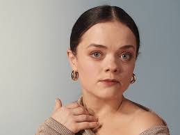 Francesca Mills's Instagram, Twitter & Facebook