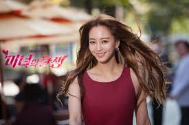 However, plastic surgery performed on her before her death gave her a beautiful appearance even though she's still the same woman on the inside. Birth Of A Beauty Asianwiki