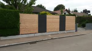 Larchen Und Hpl Sichtschutz Larchen Und Hpl Sichtschutz Larchen Und Hpl Sichtschutz Hplsic Sichtschutzwand Garten Sichtschutz Garten Coole Zimmerpflanzen