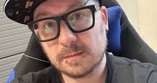 Matthew Crossley's Instagram, Twitter & Facebook