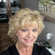 Karen Minser's Instagram, Twitter & Facebook