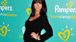Brooklyn decker hairstyles with bangs for triangle faces. Jennifer Love Hewitt On Pregnancy Wow This Is No Longer My Body Abc News