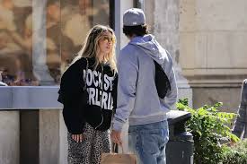 Alejandra Rubio: "Ayer se acusó a mi suegro de ser una persona violenta y agresiva. Eso no ha ocurrido en ningún momento. Fue difícil para todos"