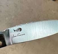 Couteau Gravé de votre Logo : Cadeau Corporate et traditionnel