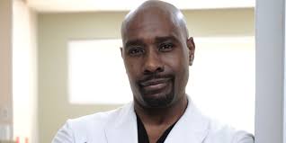 The Resident: The Real Reason Morris Chestnut's Dr. Cain Left The Medical  Drama Explained