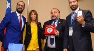 وقبل موقعة الوداد والأهلي المرتقبة، نستعرض هنا، مقطع فيديو، يبرز روعة الجماهير الودادية، التي تتبوأ مرتبة مرموقة بين جماهير الأندية العالمية. Ù‚Ø¶Ø§Ø© Ø§Ù„Ø¹Ø§Ù„Ù… ÙÙŠ Ø¶ÙŠØ§ÙØ© Ø§Ù„ÙˆØ¯Ø§Ø¯ÙŠØ© Ø§Ù„Ø­Ø³Ù†ÙŠØ© Ù„Ù„Ù‚Ø¶Ø§Ø© Ø¨Ù…Ø±Ø§ÙƒØ´ Ù…Ù…Ù„ÙƒØªÙ†Ø§