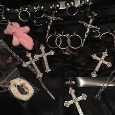Feel free to send any asks! ðððððð ðððð ðððð