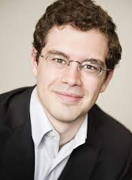 Hola, i'm fabi paolini i'm a brand strategy and online business coach and i help entrepreneurs feel and position themselves as authorities, build premium brands that attract and. Christopher Paolini Autor Der Eragon Saga Buchwelt De