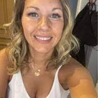 Autumn Gillette's Instagram, Twitter & Facebook