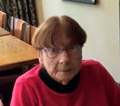 Dawn Norton's Instagram, Twitter & Facebook