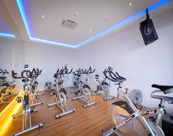 The shiny new place at bsc is none other than the urban little sister of the knockout chi at pj trade centre. Shaftsbury Square Cyberjaya Chi Fitness Club