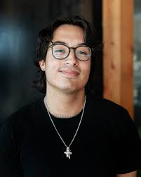 Say hello to our friend Alex! A true Palace G.O.A.T. 🐐, you can typically  find Alex slingin' spro and pouring super clean latte art at our Summit  location—though he's been known to