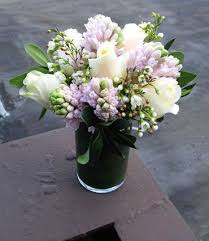 Florist 10016 New York City Flowers Gardens And Arrangements Flower Arrangements Flower Delivery City Flowers