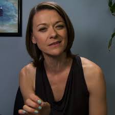 Chat, roleplay, and learn more about Karen