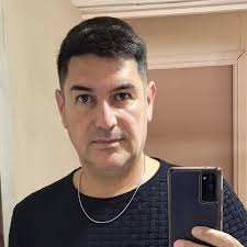 ESTAS DE ACUERDO QUE HAYAN ESTOS ANUNCIOS EN LOS RESTAURANTES?