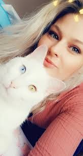 Abbie Cleveland's Instagram, Twitter & Facebook