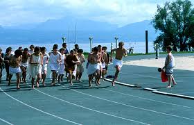 Le succès des jeux dans la grèce antique s'est traduit non seulement par un engouement pour les sports athlétiques dans l'éducation physique imaginée par les grecs, mais également dans la philosophie et les arts. Dans L Antiquite L Important N Etait Pas De Participer Allez Savoir