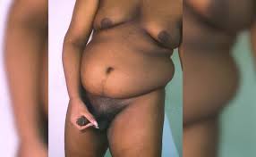 胖熊边看A片边自慰