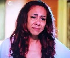 Que parejita la de Iris ..Dios los bendiga...