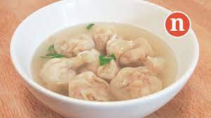 Hidangan ini lazimnya umum dihidangkan sewaktu berkunjung ke restoran yang menghidangkan makanan dim sum. Wantan Soup With Meat And Prawn Filling Wantan Soup é¦„é¥¨ äº'åž æŠ„æ‰‹ æ¸…æ±¤ Nyonya Cooking Youtube