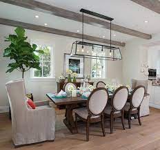 Relaxed California Beach House With Coastal Interiors Home Bunch An Interior Design Luxury Coastal Interiors Interior Design Pendant Lighting Dining Room