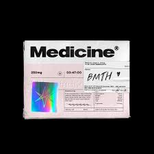 Medicine Serving You Some Meds In This Third Part Of The Bringmethehorizon Collab Proje Graphic Design Posters Texture Graphic Design Cover Art Design