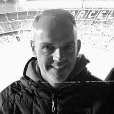 Carl Markham's Instagram, Twitter & Facebook