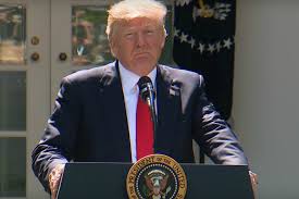 A paris, tandis que l'hôtel de ville était symboliquement éclairé en vert, emmanuel macron a prévenu l'hôte de la maison blanche. Accord De Paris Le Secteur Prive Americain Continuera Le Combat Pour Le Climat Contre Donald Trump