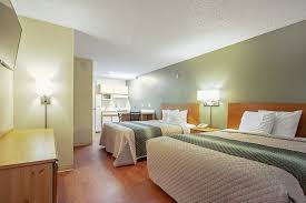 Property location with a stay at red roof plus+ phoenix west in phoenix (estrella), you'll be convenient to maryvale baseball park. Hometowne Studios By Red Roof Phoenix Dunlap Ave Phoenix Price Address Reviews