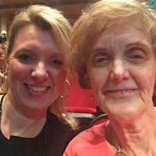 Quick question The upcoming concert of Cece Winans, would she be singing  the whole show by herself ? I want to attend but if they are not going to  be our local