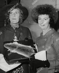 Rat Catcher Kay Scott-thorburn L Women Editorial Stock Photo