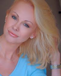 Michelle Edison's Instagram, Twitter & Facebook