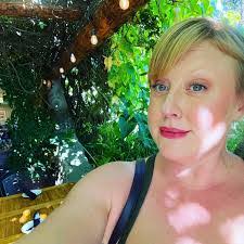 Anna Steiger's Instagram, Twitter & Facebook