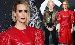 In glass, david dunn, kevin crumb, and mr. Sarah Paulson Brings The Wow Factor To The Glass Premiere In La With Partner Holland Taylor Daily Mail Online