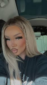 Hi everyone! My name is Alyssa! I will be starting the marriage and family  therapy program at Jefferson in August! I am looking to rent an apartment  in center city and would