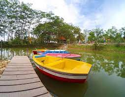 Wisatabaharilamongan.com has google pr 2 and its top keyword is wisata bahari lamongan with 77.26% of search traffic. No Hp Wisata Bahari Lamongan Peta Lengkap Indonesia Peta Wisata Bahari Lamongan Demikian Informasi Harga Tiket Masuk Wisata Elenorec Grey