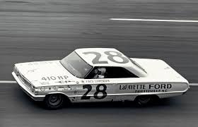 Nascar races generally last anywhere from 1.5 to 4 hours, depending on the length of the race, number of laps and track conditions. 1964 Ford Galaxie 500 Nascar Ford Galaxie Nascar Cars Ford Racing