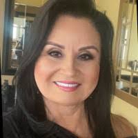 Adrienne Sheehan's Instagram, Twitter & Facebook