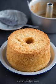 You will find salted egg pastry, salted egg cake, salted egg yolk cookies. Sweet And Savory Salted Egg Yolk Chiffon Cake