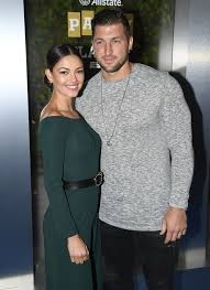 Official facebook page of tim tebow. Schwester Von Miss Universe Mit Nur 13 Jahren Gestorben Promiflash De