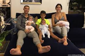 El mensaje de la madre de cristiano ronaldo luego de sufrir un acv. Cristiano Ronaldo Age Controversies Family Net Worth