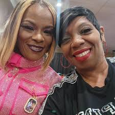 Lisa Chesney (@LisaChesney1227) • Facebook