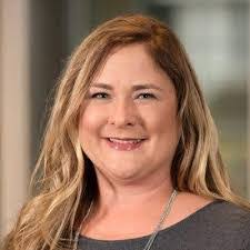 Elsa Valentin's Instagram, Twitter & Facebook