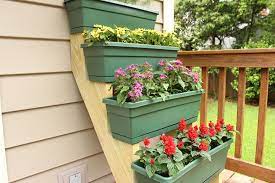 How To Make A Tiered Container Garden Southern Patio Container Gardening Container Gardening Vegetables Tomato Garden