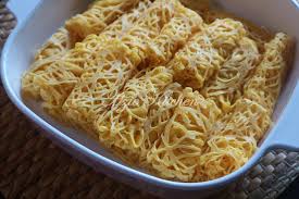 This is the fifth post in the malaysia and singapore! Roti Jala Lembut Dan Kuah Kari Ayam Sedap Azie Kitchen