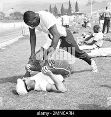 Image result for tbn:t4ZLLlCN9xJaNM::img150.imageshack.us/img150/417/22222222222257683527461cq6.jpg