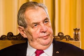 Úřadu se poprvé ujal složením slibu 8. Milos Zeman Se Ukryva Ve Svem Bunkriku Z Polstaru V Lanech A Nechce S Nikym Mluvit Reflex Cz
