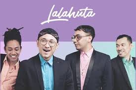 Lirik Lagu Cinta Tak Pernah Salah Lalahuta Maaf Bila Di Hatiku Tertulis Indah Namamu Semua Halaman Sonora Id